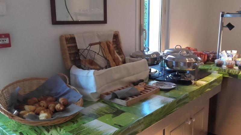 Comfort Hotel Grenoble Meylan Eksteriør billede