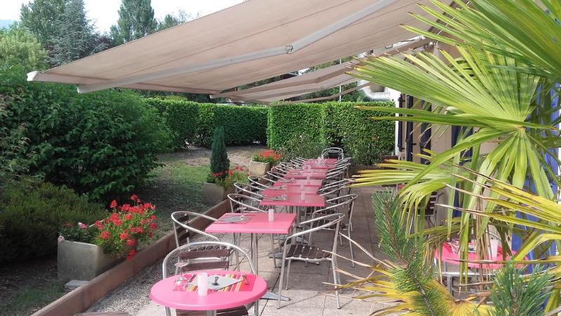Comfort Hotel Grenoble Meylan Eksteriør billede
